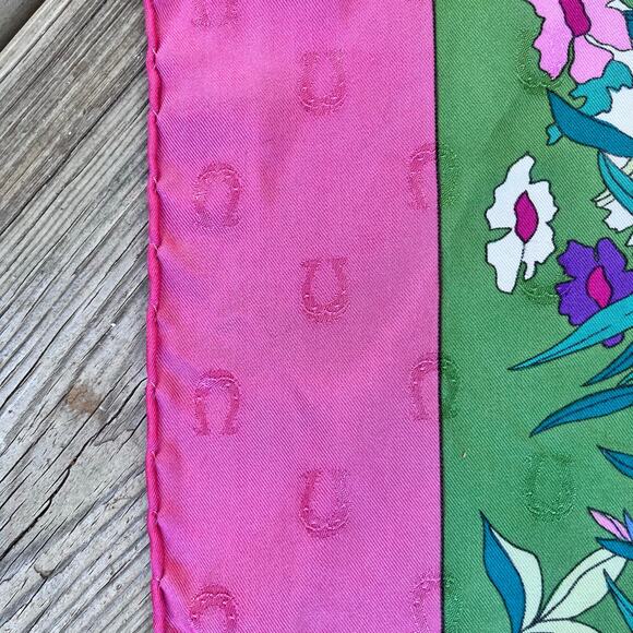 Bayron Women's Vintage Pink And Green Floral Tiger Print Square Scarf 100% Silk - Picture 7 of 10